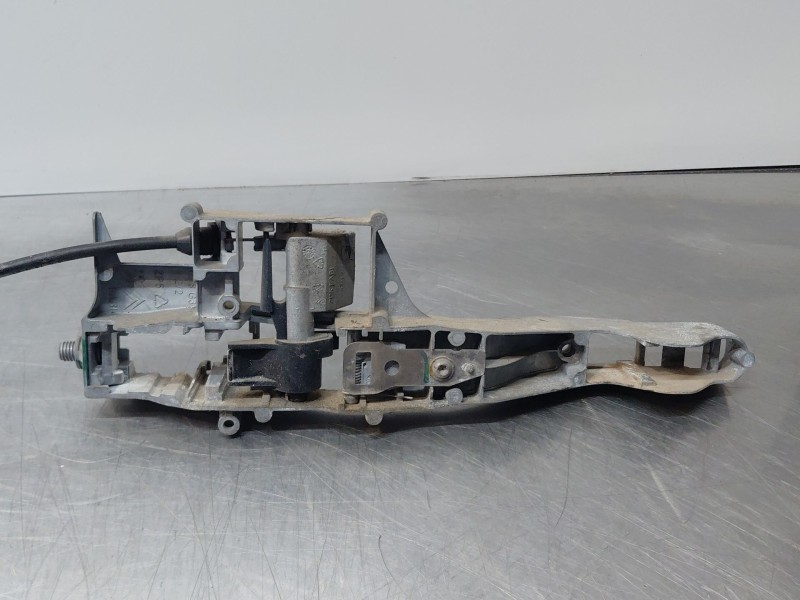 Recambio de cerradura puerta delantera izquierda para peugeot 207/207+ (wa_, wc_) 1.4 hdi referencia OEM IAM 9135V6  