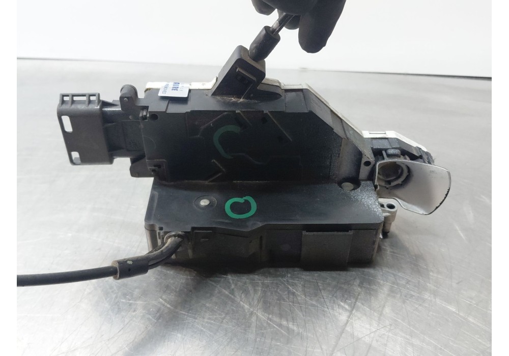 Recambio de cerradura puerta delantera izquierda para peugeot 207/207+ (wa_, wc_) 1.4 hdi referencia OEM IAM 9135V6  