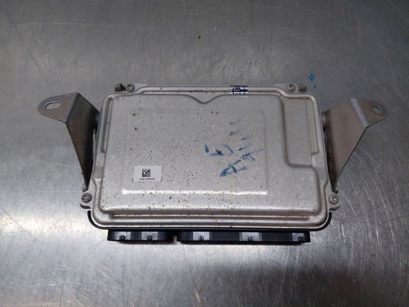 Recambio de centralita motor uce para peugeot 108 1.0 vti 72 referencia OEM IAM 896610H730 0261S21974 