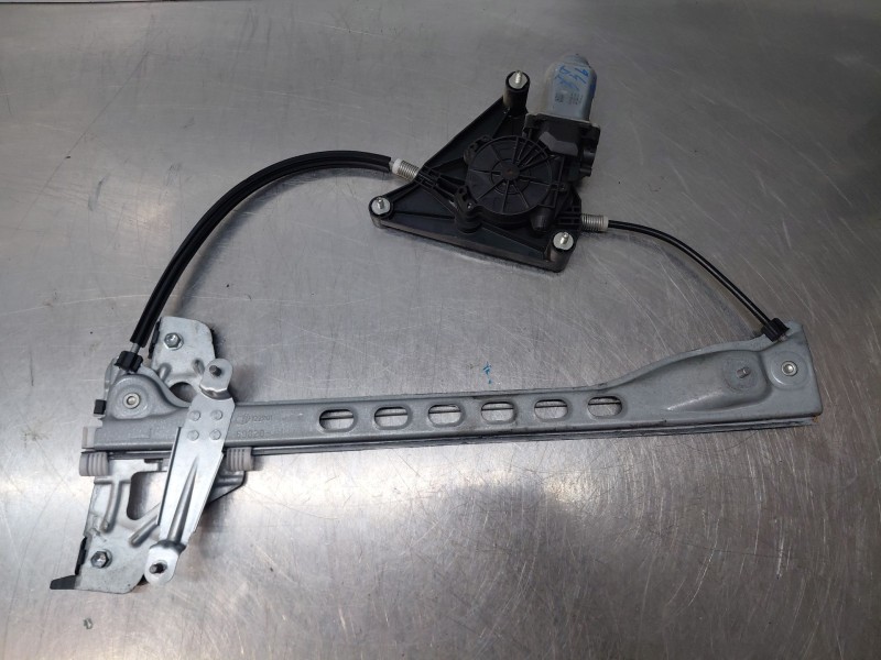 Recambio de elevalunas delantero izquierdo para peugeot 108 1.0 vti 72 referencia OEM IAM B000878480  