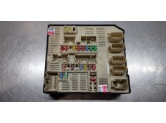 Recambio de caja reles / fusibles para renault laguna grandtour iii authentique referencia OEM IAM 284B60012R   2