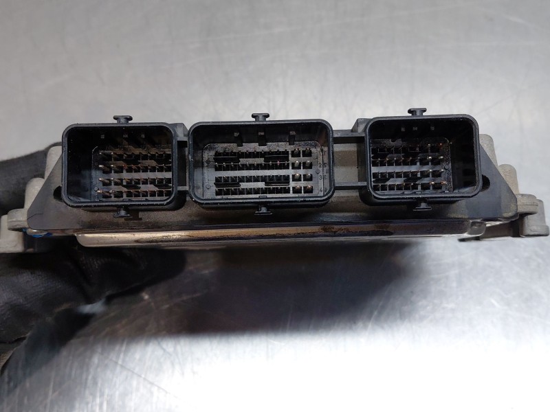 Recambio de centralita motor uce para peugeot 308 i (4a_, 4c_) 1.6 hdi referencia OEM IAM 9664257580  