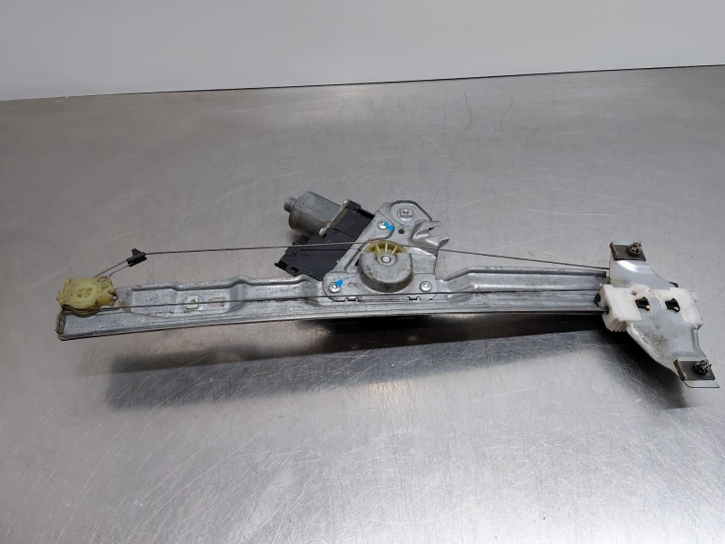 Recambio de elevalunas delantero izquierdo para peugeot 308 i (4a_, 4c_) 1.6 hdi referencia OEM IAM 9221CW  