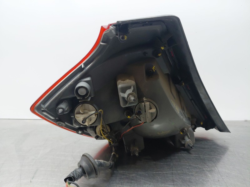 Recambio de piloto trasero derecho para kia cee´d hatchback (ed) 1.6 crdi 90 referencia OEM IAM 924021H050  