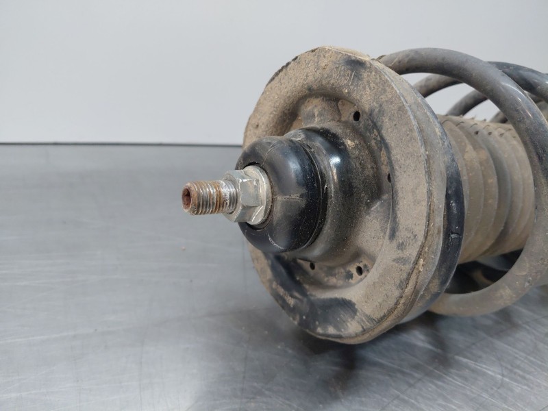 Recambio de amortiguador delantero derecho para peugeot 108 1.0 vti 72 referencia OEM IAM B000771380  