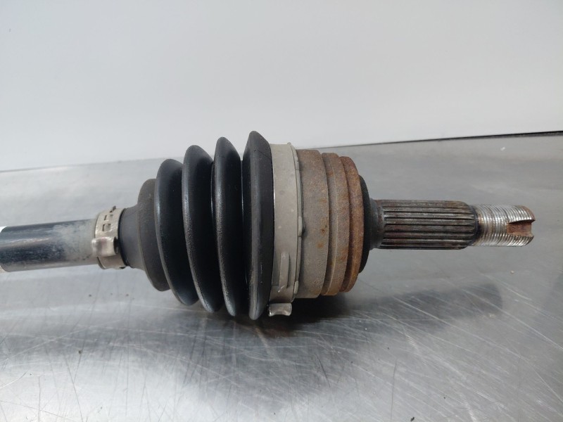Recambio de transmision delantera derecha para peugeot 108 1.0 vti 72 referencia OEM IAM 434100H040  