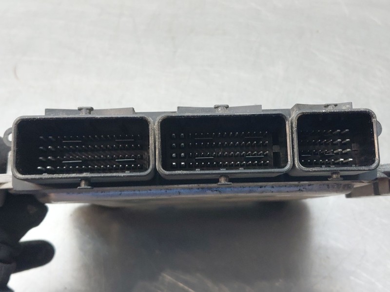 Recambio de centralita motor uce para dacia lodgy xplore referencia OEM IAM 237106319R 0281032811 