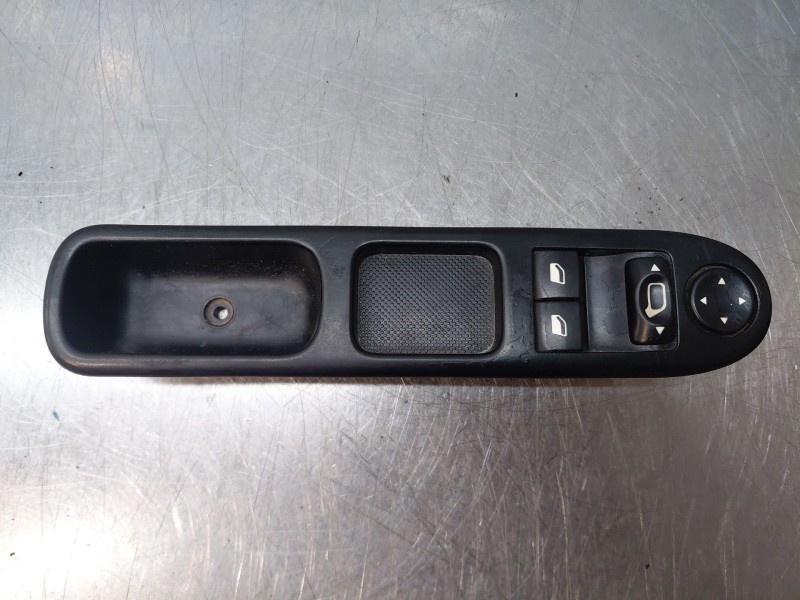Recambio de mando elevalunas delantero izquierdo para peugeot 307 sw (3h) 1.6 hdi 90 referencia OEM IAM 96351622XT  