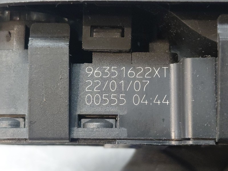 Recambio de mando elevalunas delantero izquierdo para peugeot 307 sw (3h) 1.6 hdi 90 referencia OEM IAM 96351622XT  