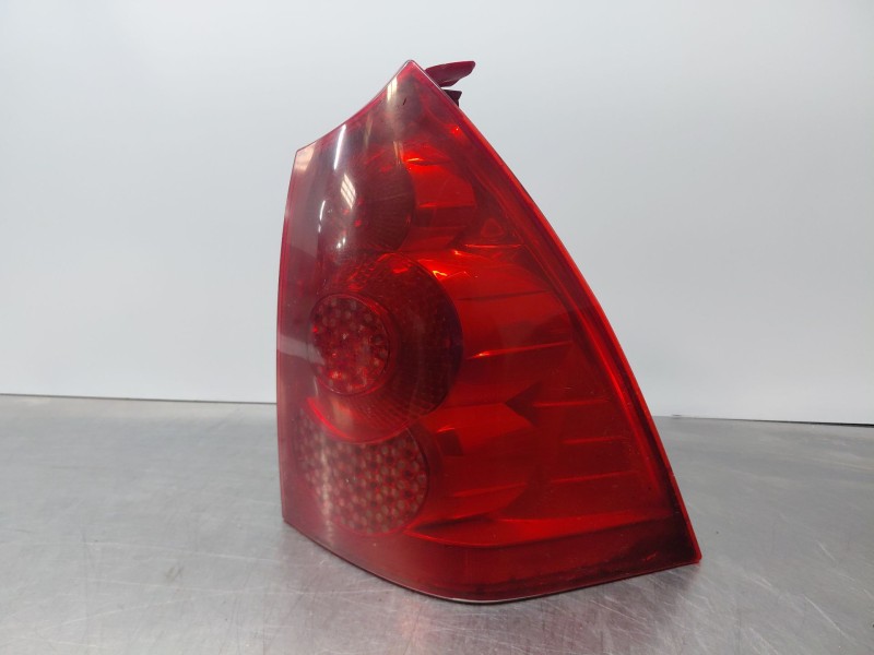 Recambio de piloto trasero derecho para peugeot 307 sw (3h) 1.6 hdi 90 referencia OEM IAM 6351X2  