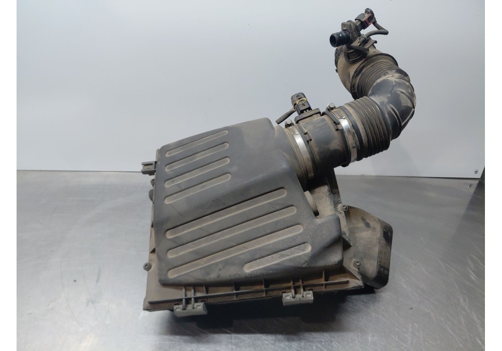 Recambio de filtro aire para opel insignia a (g09) 2.0 cdti 4x4 (68) referencia OEM IAM 13296368 834165 