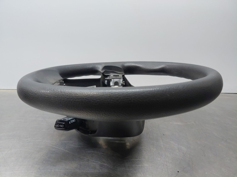 Recambio de volante para peugeot 108 1.0 vti 72 referencia OEM IAM B0007577ZD  