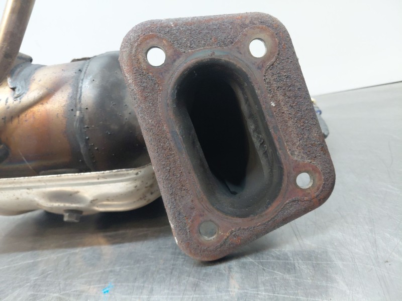Recambio de catalizador para peugeot 108 1.0 vti 72 referencia OEM IAM 1639361480  