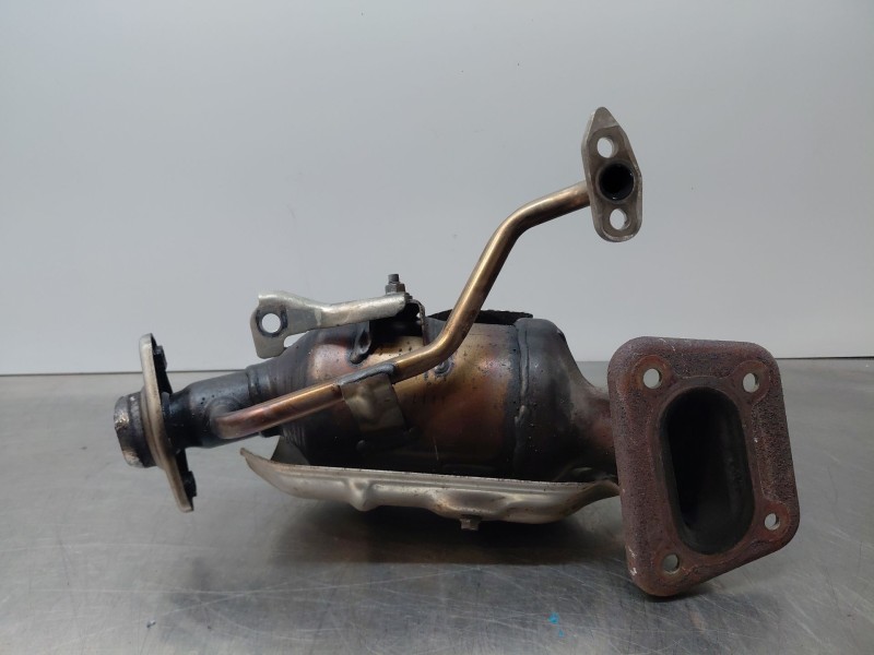 Recambio de catalizador para peugeot 108 1.0 vti 72 referencia OEM IAM 1639361480  