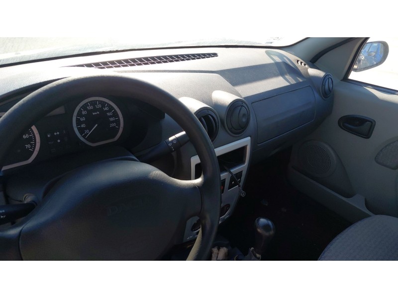 dacia logan (ls_) del año 2007