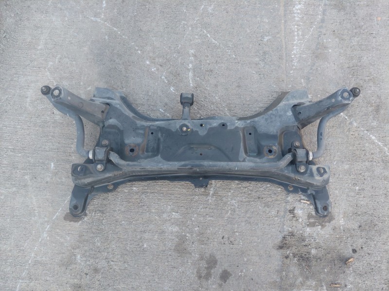 Recambio de puente delantero para peugeot 108 1.0 vti 72 referencia OEM IAM B000807780  