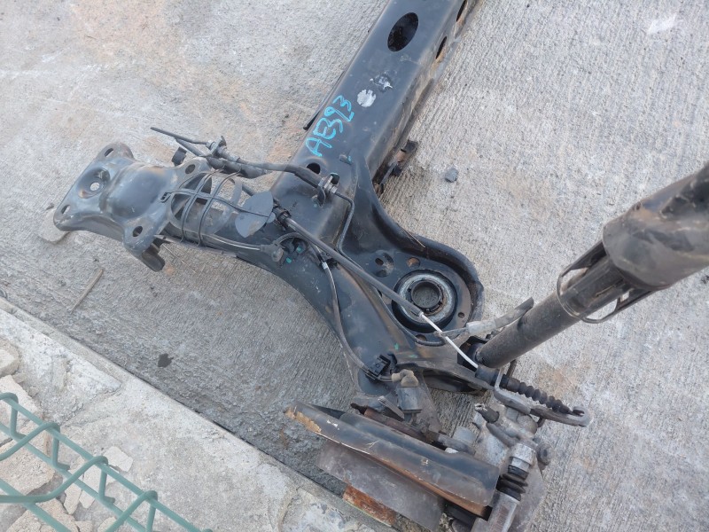 Recambio de puente trasero para seat ibiza (kj1) reference referencia OEM IAM 2Q0501053CG  
