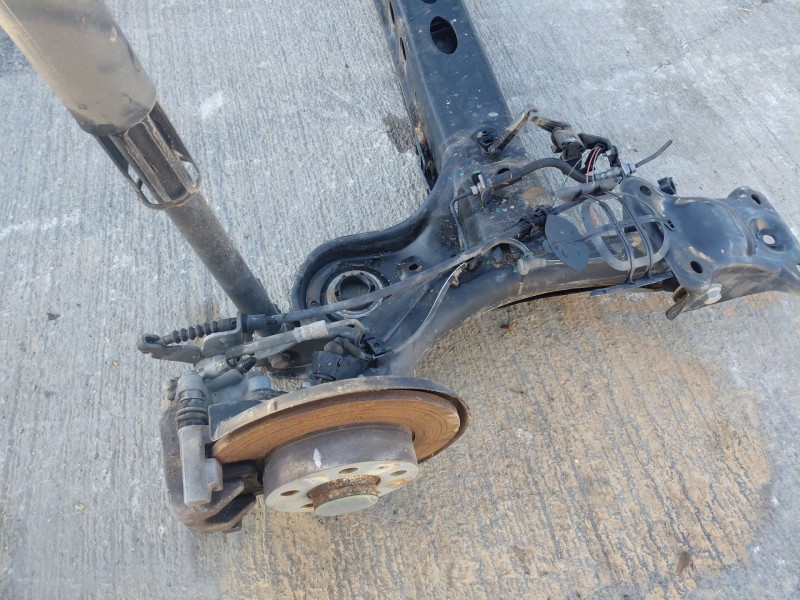 Recambio de puente trasero para seat ibiza (kj1) reference referencia OEM IAM 2Q0501053CG  