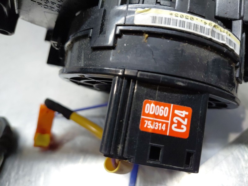 Recambio de anillo airbag para peugeot 108 1.0 vti 72 referencia OEM IAM B000796480  