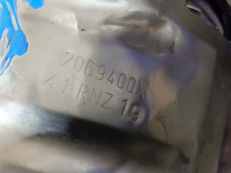 Recambio de catalizador para ford focus iv (hn) 1.0 ecoboost referencia OEM IAM 2472216  