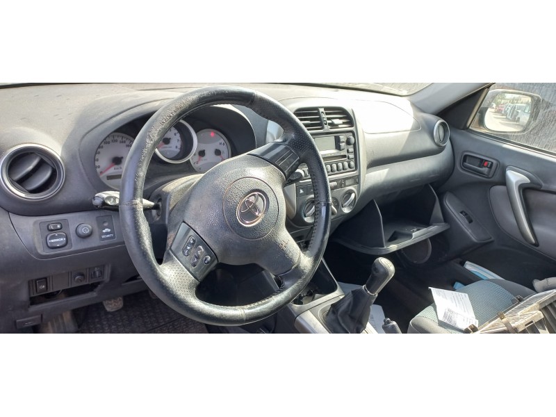 toyota rav 4 (a2) del año 2004