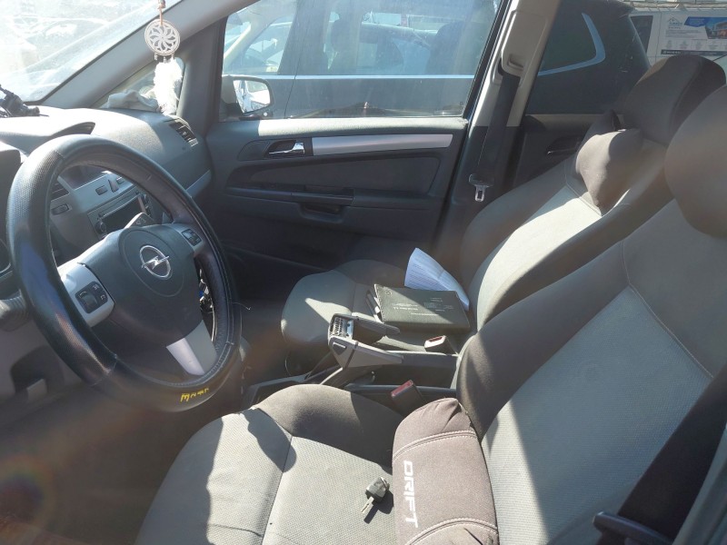 opel zafira / zafira family b (a05) del año 2005