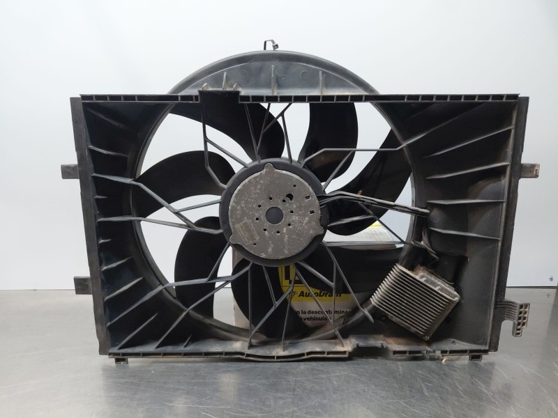 Recambio de electroventilador para mercedes-benz clase c (w203) sportcoupe kompressor referencia OEM IAM A2035000293 A2035000193