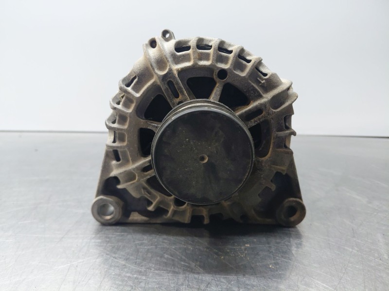 Recambio de alternador para ford fiesta vi (cb1, ccn) 1.6 tdci referencia OEM IAM 1506299  