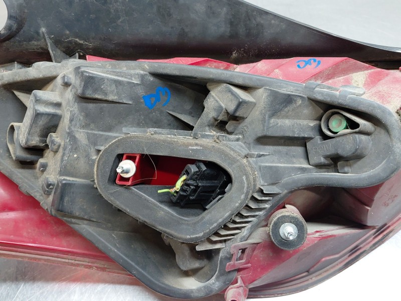 Recambio de piloto trasero derecho para peugeot 308 i (4a_, 4c_) 1.6 hdi referencia OEM IAM 6351CV  