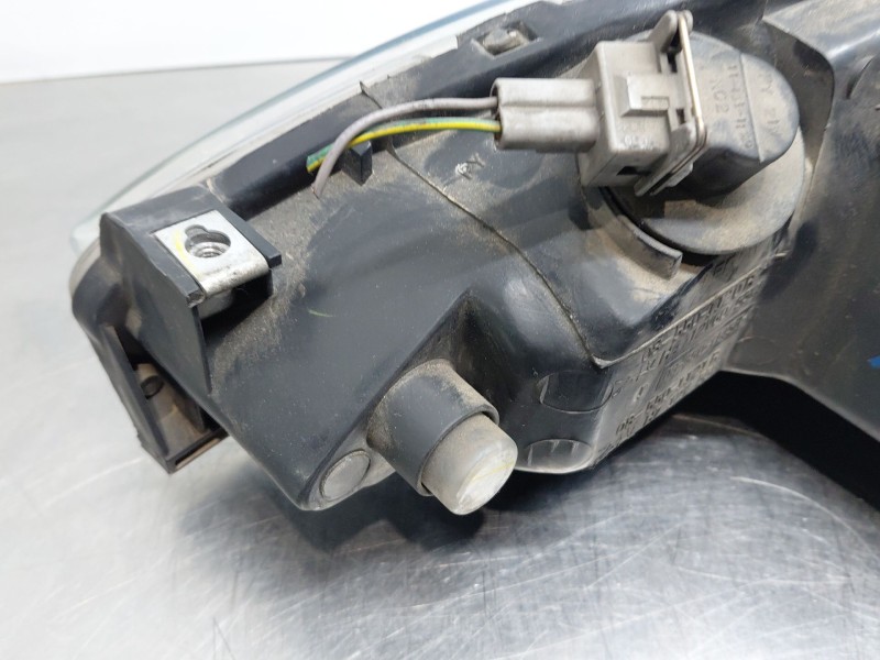 Recambio de faro derecho para peugeot 206 hatchback (2a/c) 2.0 hdi 90 referencia OEM IAM 6205S9  