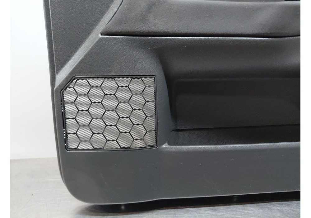 Recambio de guarnecido tapizado puerta delantera derecha para volkswagen polo iv (9n_, 9a_) 1.2 12v referencia OEM IAM   