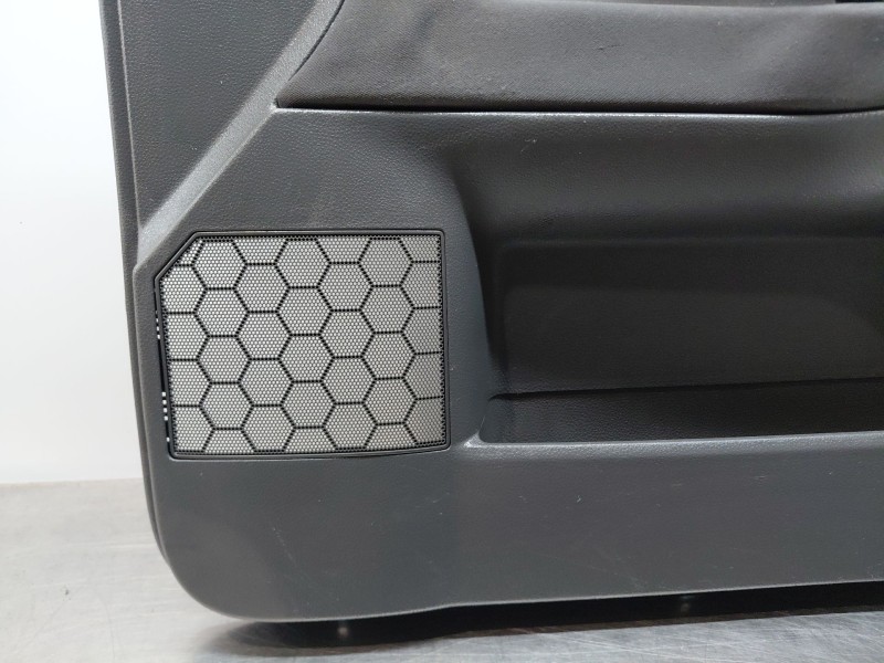 Recambio de guarnecido tapizado puerta delantera derecha para volkswagen polo iv (9n_, 9a_) 1.2 12v referencia OEM IAM   