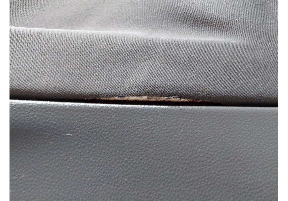 Recambio de guarnecido tapizado puerta delantera derecha para volkswagen polo iv (9n_, 9a_) 1.2 12v referencia OEM IAM   
