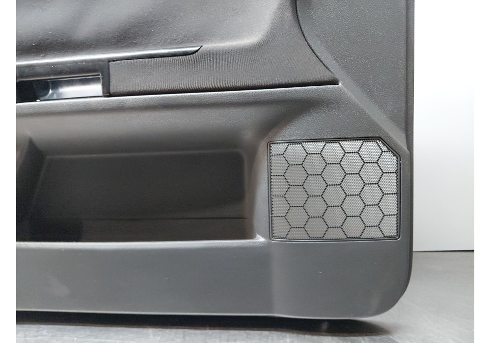 Recambio de guarnecido tapizado puerta delantera izquierda para volkswagen polo iv (9n_, 9a_) 1.2 12v referencia OEM IAM   