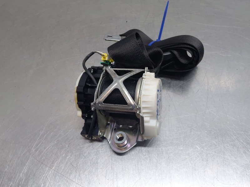 Recambio de cinturon seguridad delantero derecho para fiat bravo (198) active referencia OEM IAM 735440818  