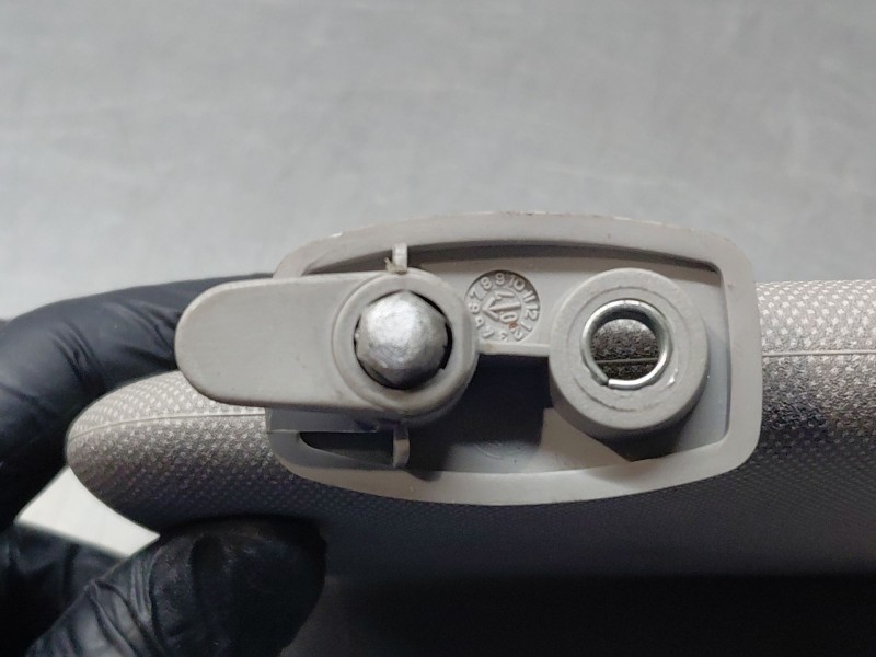 Recambio de parasol derecho para fiat bravo (198) active referencia OEM IAM 735499994  