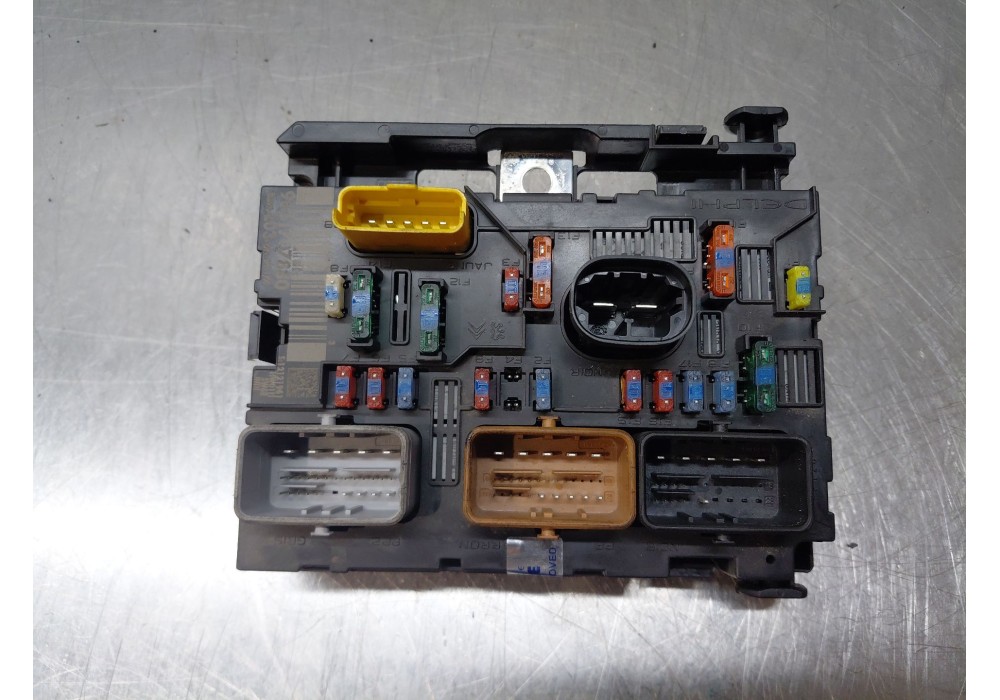Recambio de caja reles / fusibles para citroën c3 i (fc_, fn_) 1.4 hdi referencia OEM IAM 9661707880  