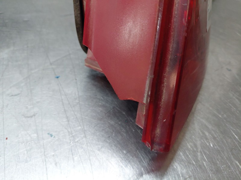 Recambio de piloto trasero derecho para peugeot 307 (3a/c) 1.6 hdi referencia OEM IAM 6351X0  