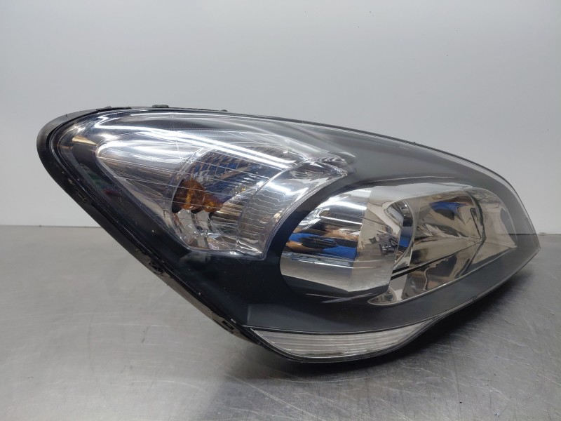 Recambio de faro derecho para kia cee´d hatchback (ed) 1.6 crdi 90 referencia OEM IAM 921021H070  