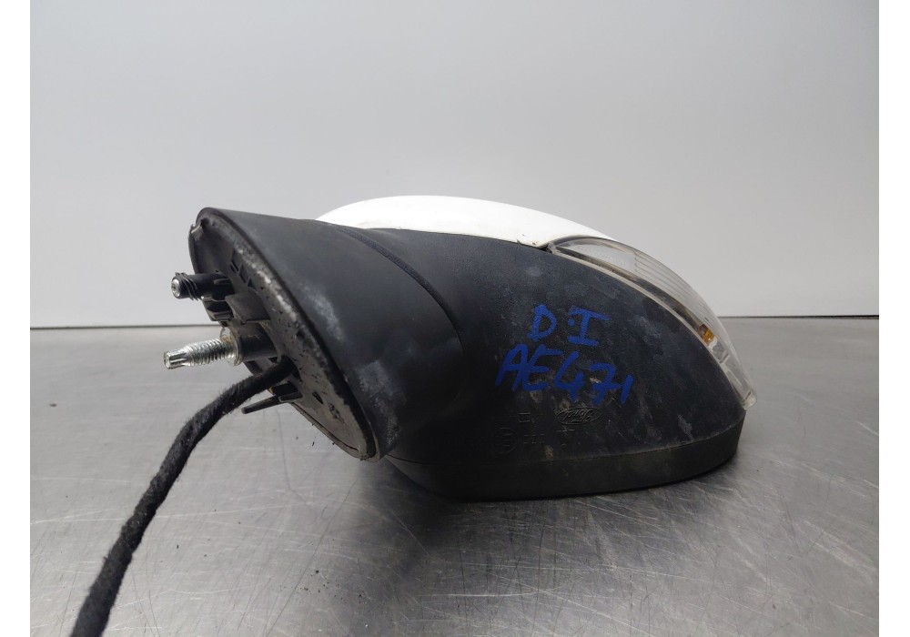 Recambio de retrovisor izquierdo para ford fiesta vi (cb1, ccn) 1.6 tdci referencia OEM IAM 1753824  