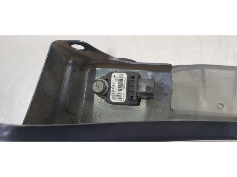 Recambio de travesaño superior para citroen c-crosser exclusive referencia OEM IAM 7106F4   Recambio de travesaño superior para citroen c-crosser exclusive referencia OEM IAM 7106F4