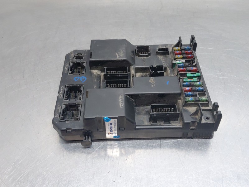 Recambio de caja reles / fusibles para peugeot 307 break (3e) 2.0 hdi 110 referencia OEM IAM 9651197580 9651196880 