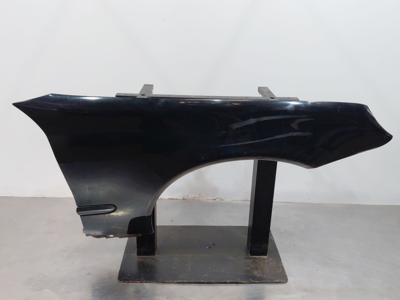 Recambio de aleta delantera derecha para mercedes-benz clase c (w203) sportcoupe kompressor referencia OEM IAM A2038800418  