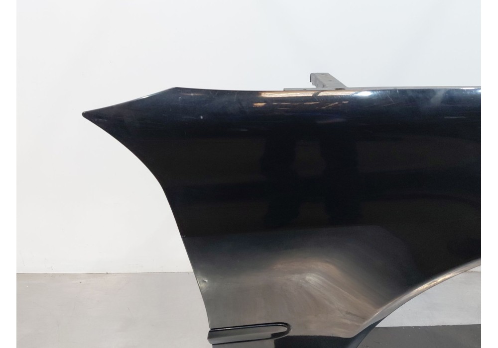 Recambio de aleta delantera derecha para mercedes-benz clase c (w203) sportcoupe kompressor referencia OEM IAM A2038800418  