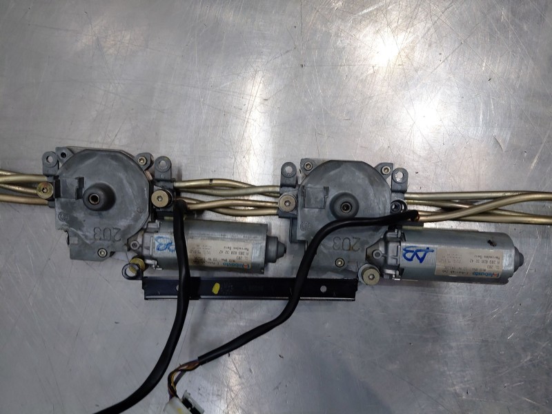 Recambio de techo para mercedes-benz clase c (w203) sportcoupe kompressor referencia OEM IAM A2037800129  