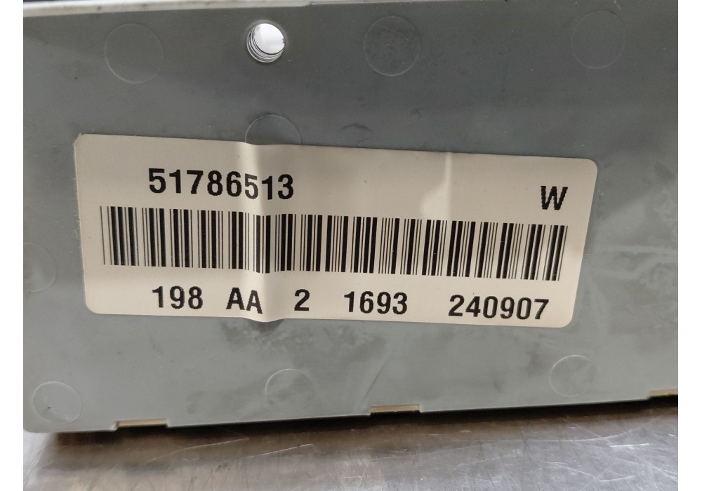 Recambio de caja reles / fusibles para fiat bravo ii (198_) 1.9 d multijet (198axc1b) referencia OEM IAM 51786513  