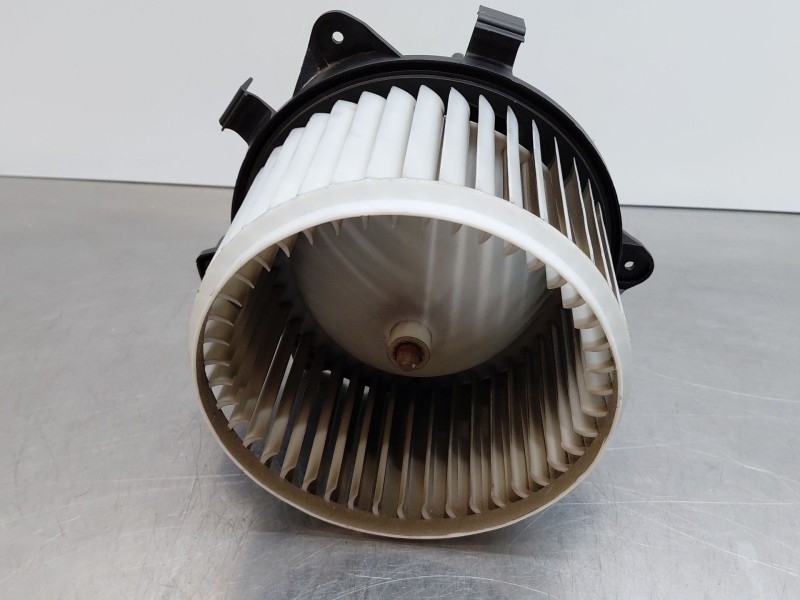 Recambio de motor calefaccion para fiat bravo ii (198_) 1.9 d multijet (198axc1b) referencia OEM IAM   