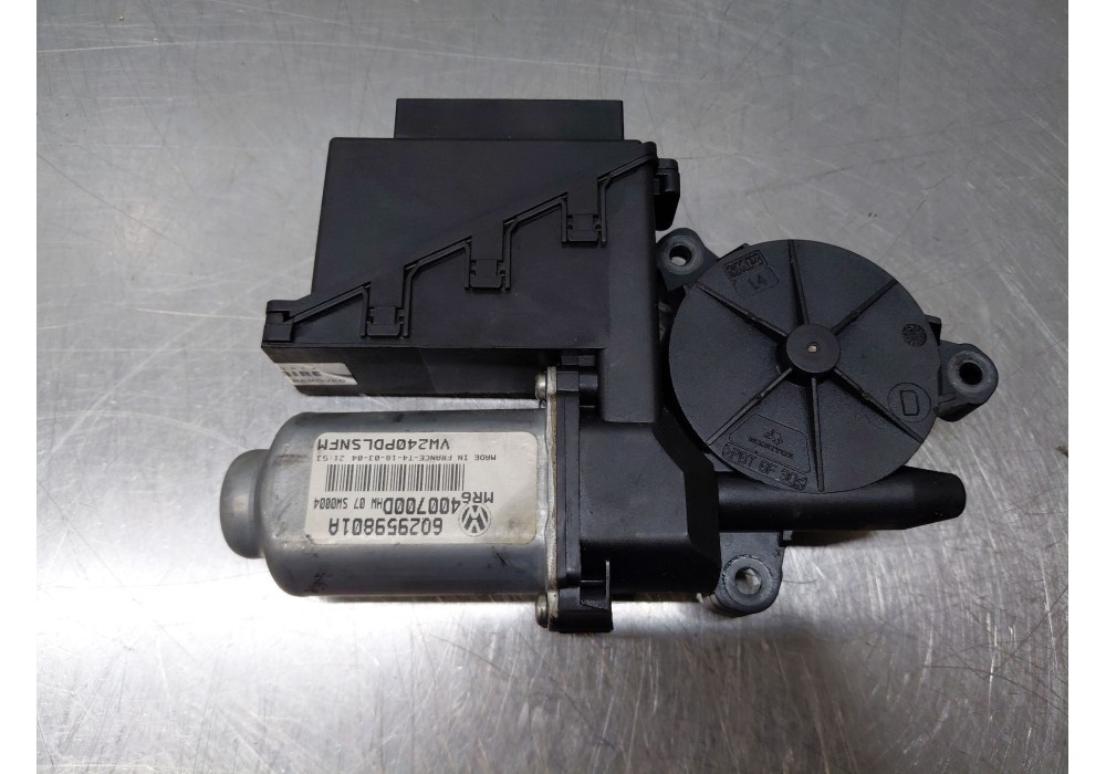 Recambio de motor elevalunas delantero derecho para volkswagen polo iv (9n_, 9a_) 1.2 12v referencia OEM IAM   