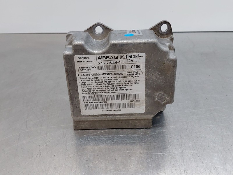 Recambio de centralita airbag para fiat bravo ii (198_) 1.9 d multijet (198axc1b) referencia OEM IAM 51775404  