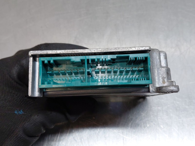 Recambio de centralita airbag para fiat bravo ii (198_) 1.9 d multijet (198axc1b) referencia OEM IAM 51775404  